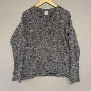 Columbia Women’s V-Neck Grey Sweater Size Large Ribbed Arms Casual
